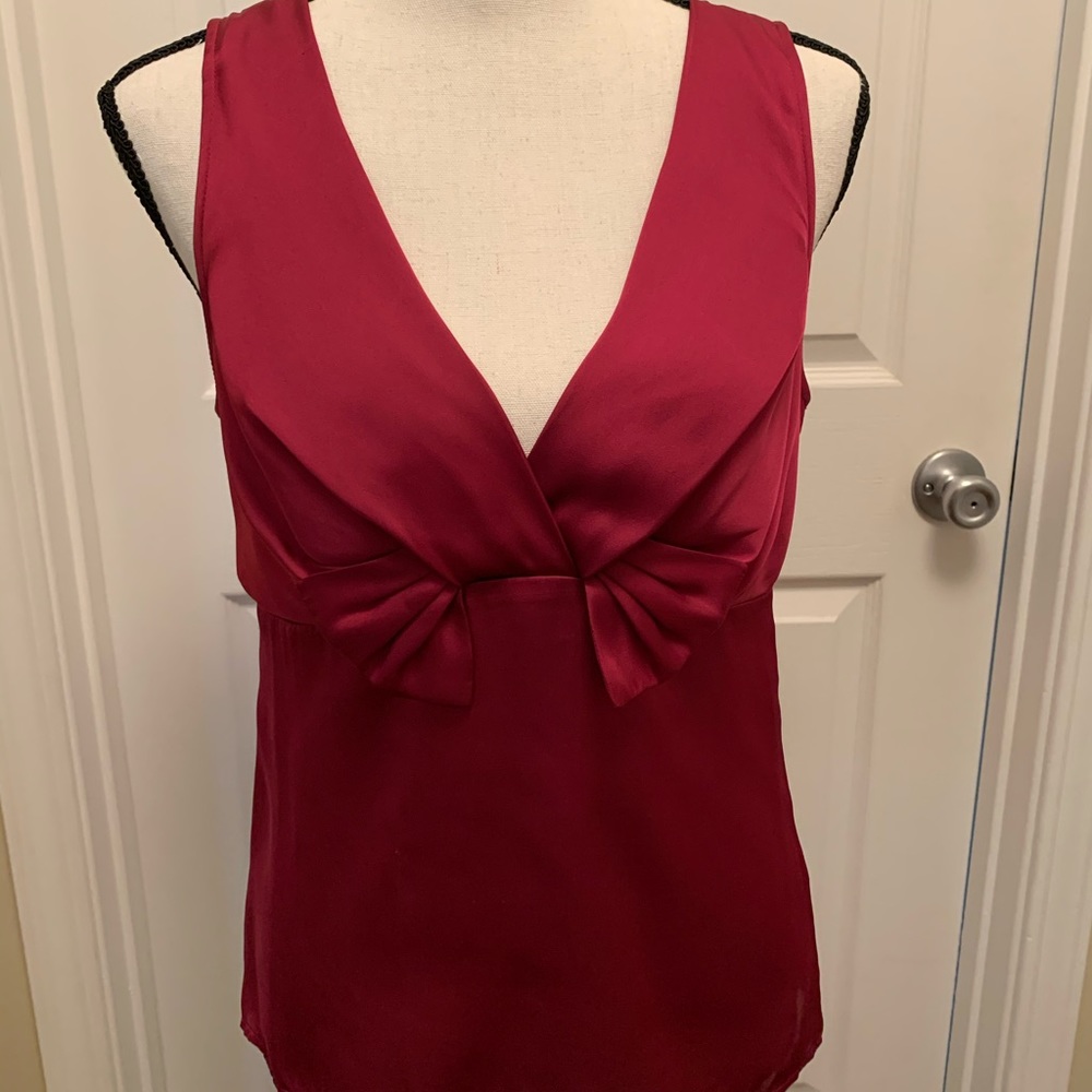 Magenta sleeveless blouse